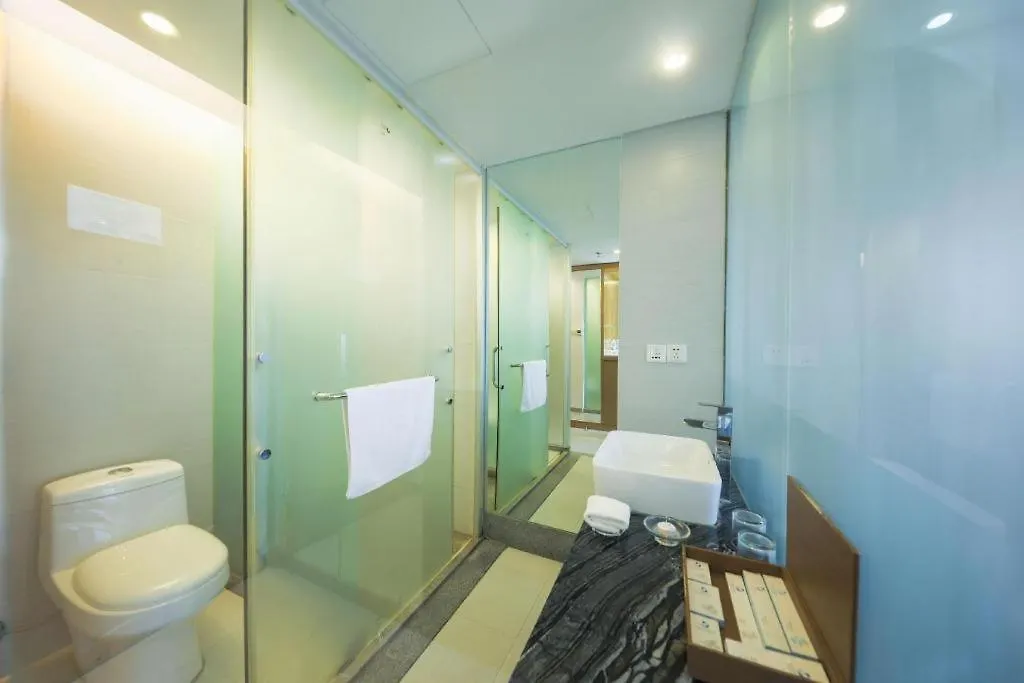 Downtown Hotel Ζουχάι 4*,