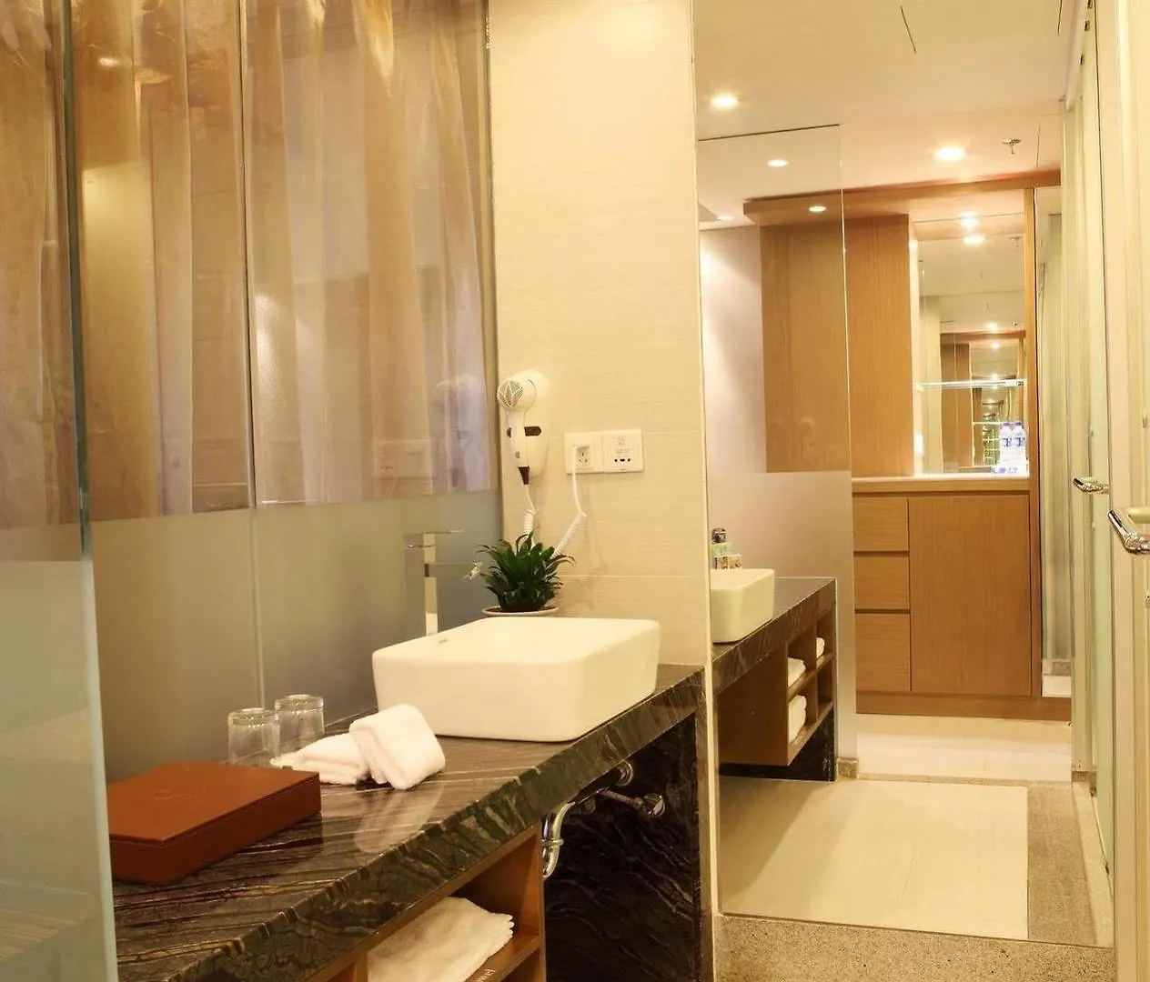 Downtown Hotel Zhuhai